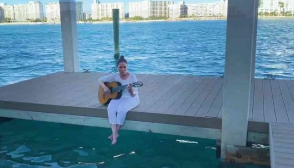 Gloria Estefan