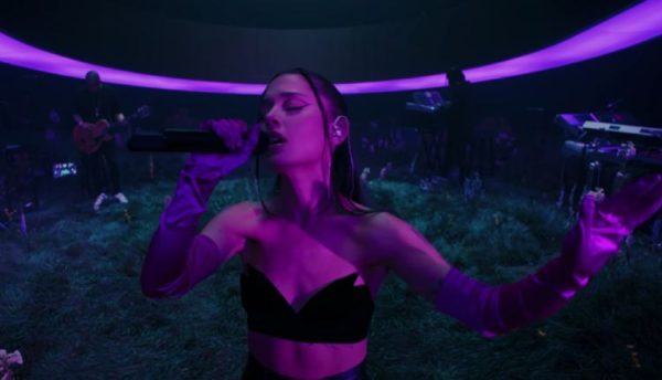Ariana Grande - pov